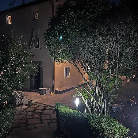 Giardino Delle Camelie Bed & Breakfast
